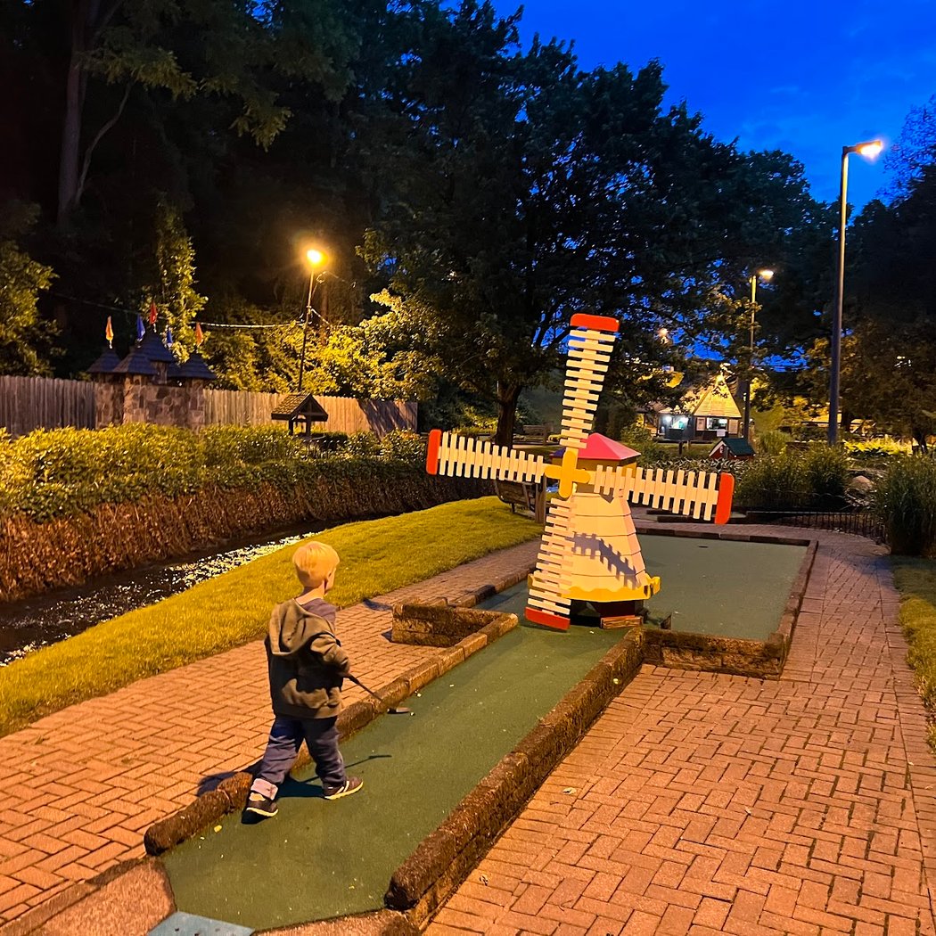 Fairmount Glen Miniature Golf 1