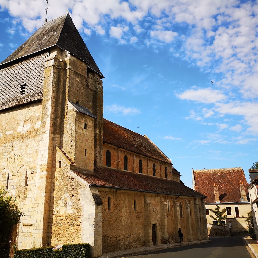 Lavardin Saint-Genest Church 2