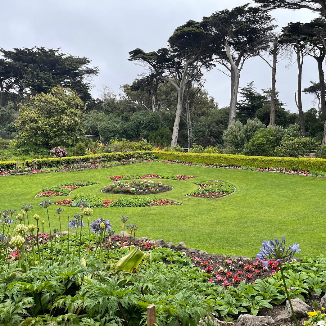 Golden Gate Park: West EndBreakers, Old Trains & Windmills! Tour 2