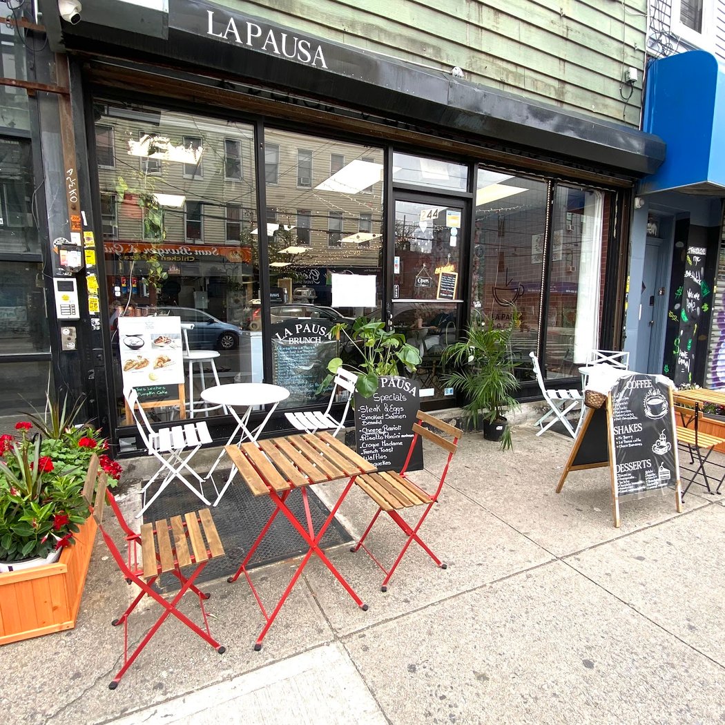 La Pausa Coffee Brunch & lunch 2