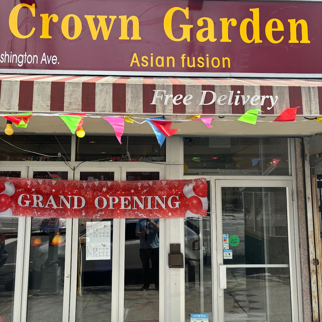 Crown Garden 2