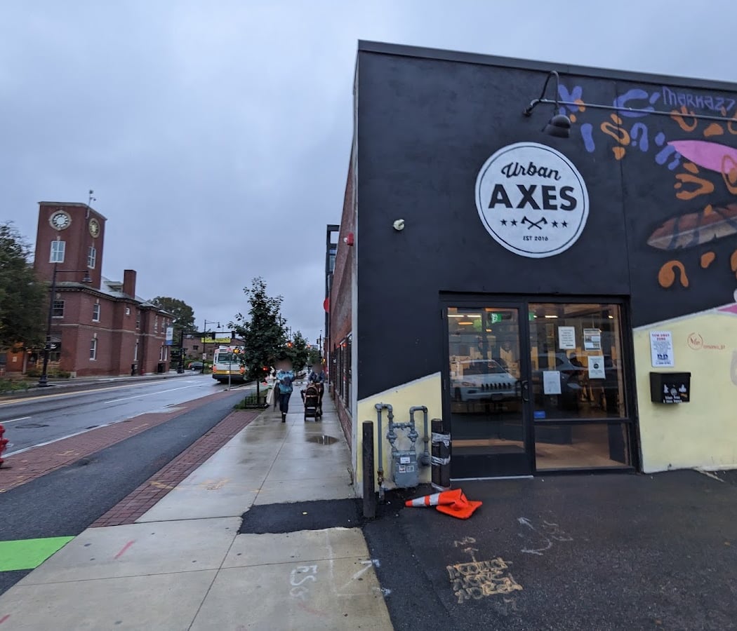 Urban Axes Boston - Axe Throwing 2