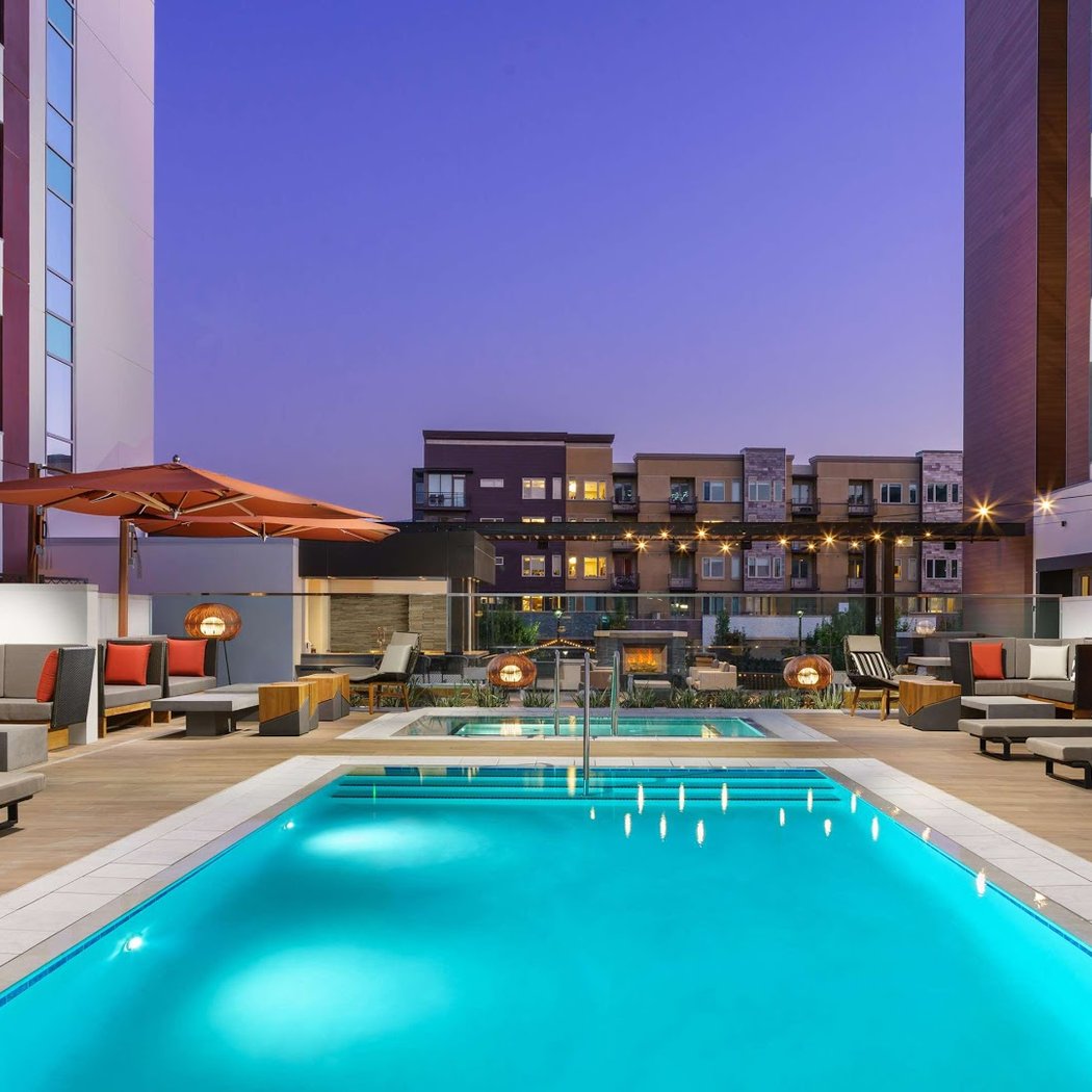 Hyatt Centric Mountain View 1