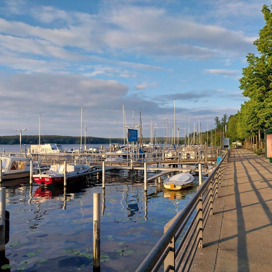Kladower Promenadenhafen 3