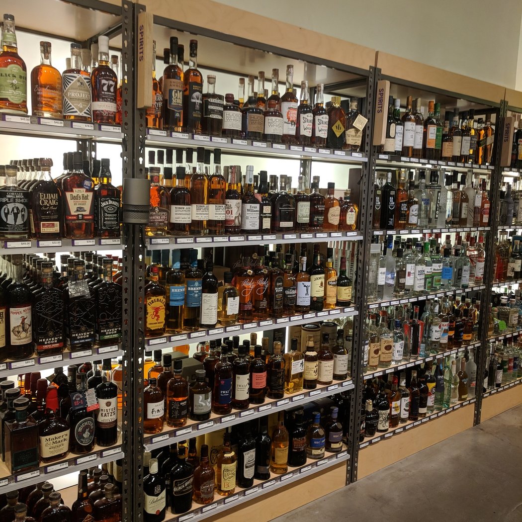 Bottlerocket Wine & Spirit 3