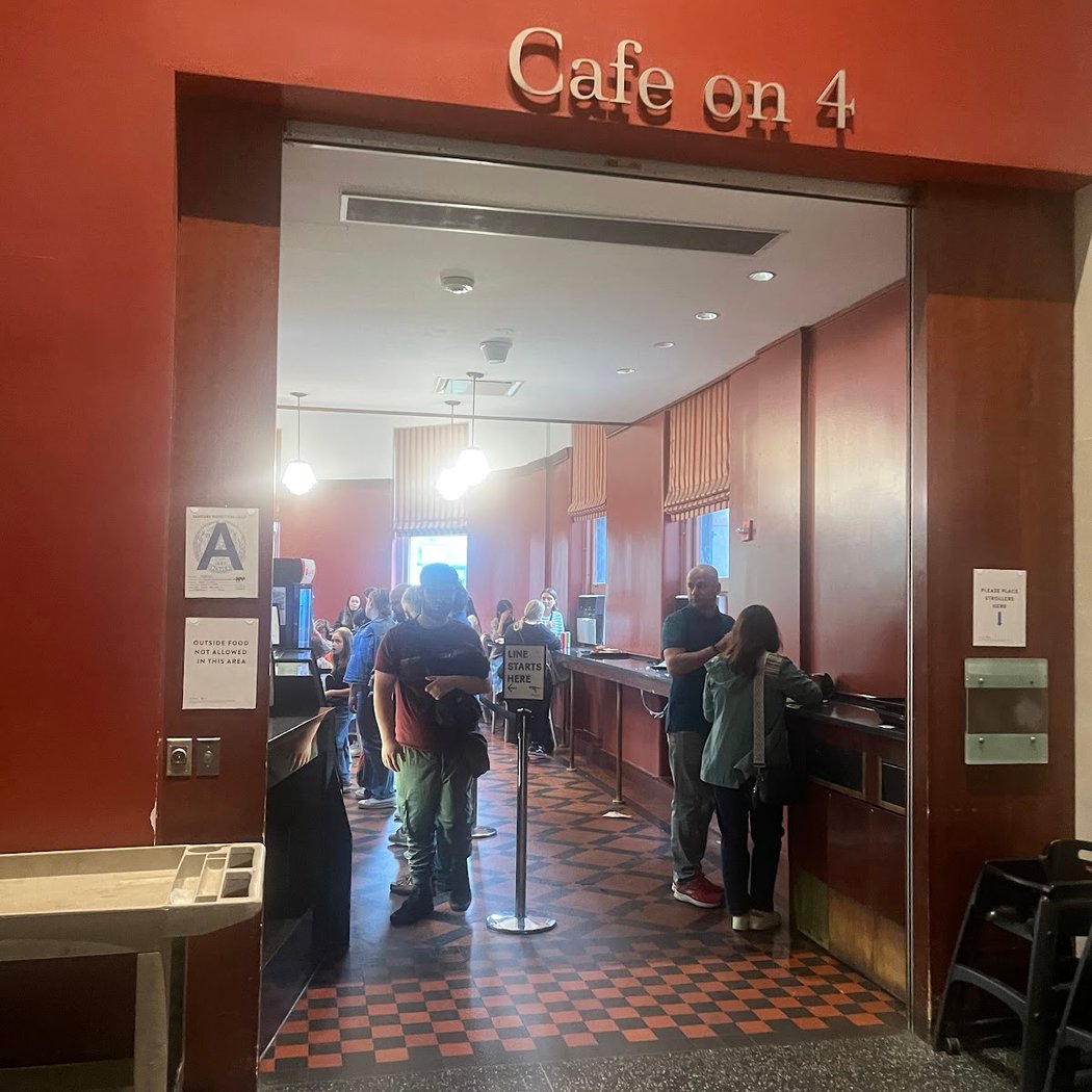 Cafe on 4 2