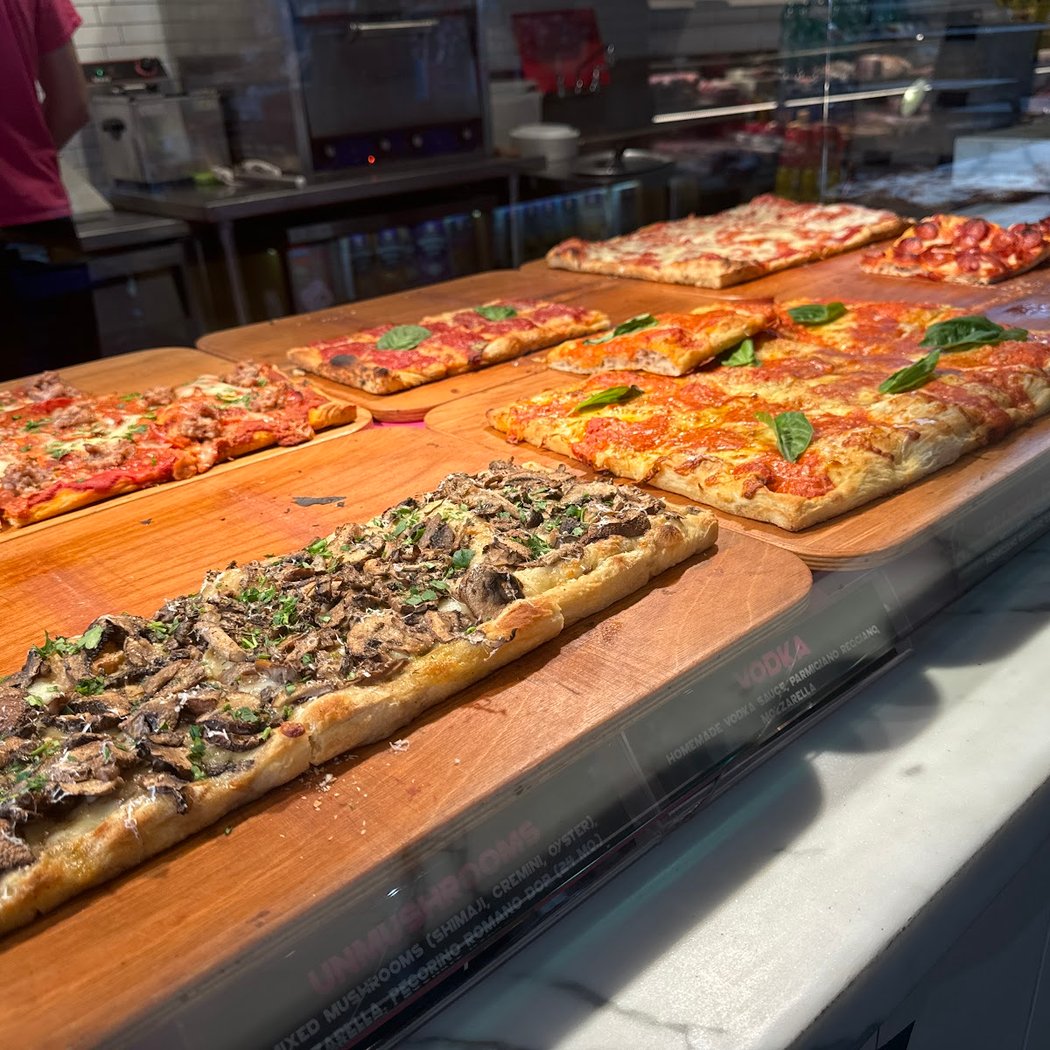 Unregular Pizza 3