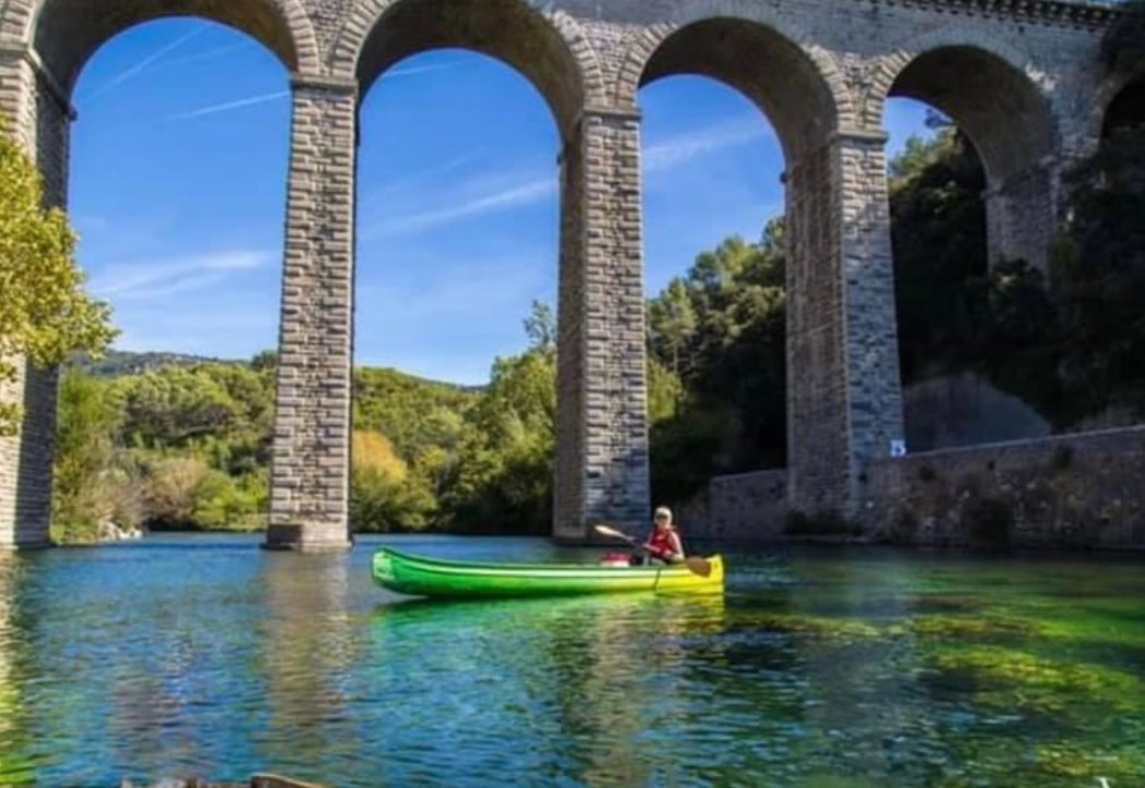 Canoë Kayak Vert fontaine de Vaucluse 1