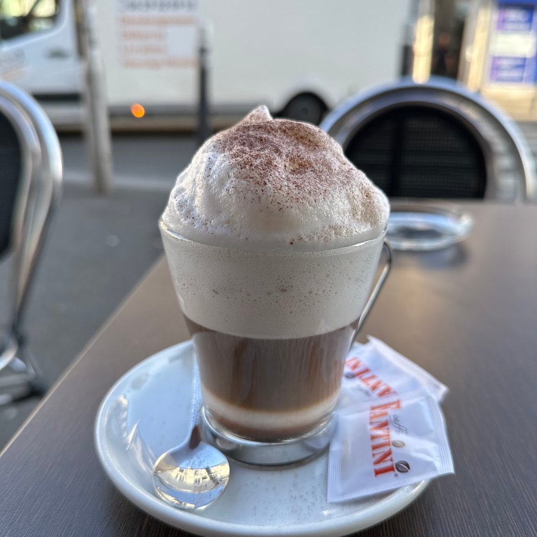 Café Brasserie Le Beaumarchais 2