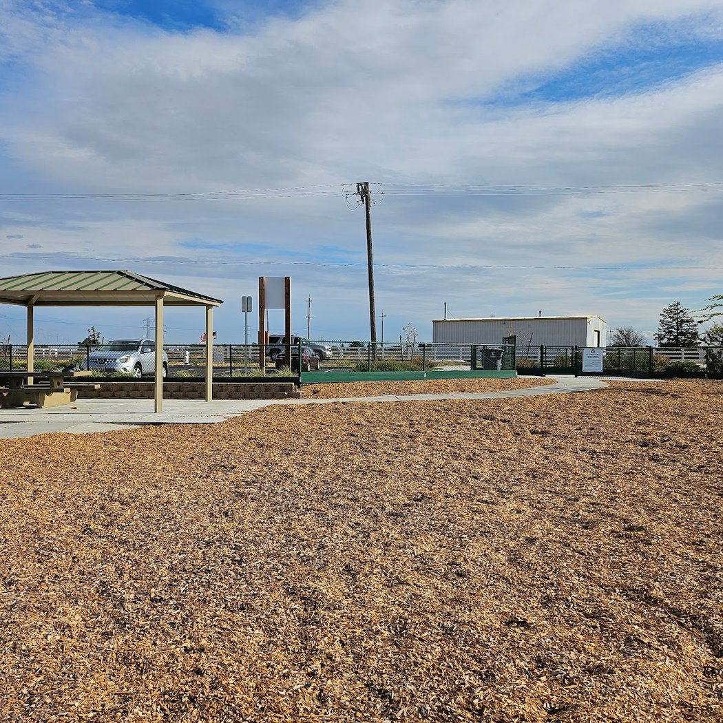Owl Park Off-Leash Facility 1