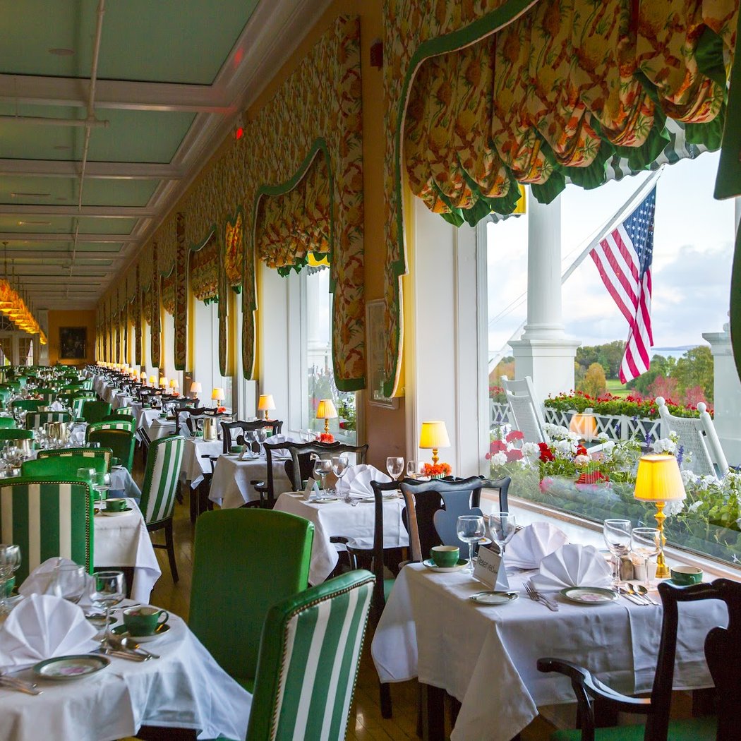 Grand Hotel 3