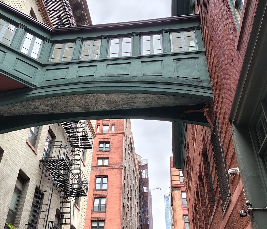 Metro Tours - Walking Tours of New York City 1