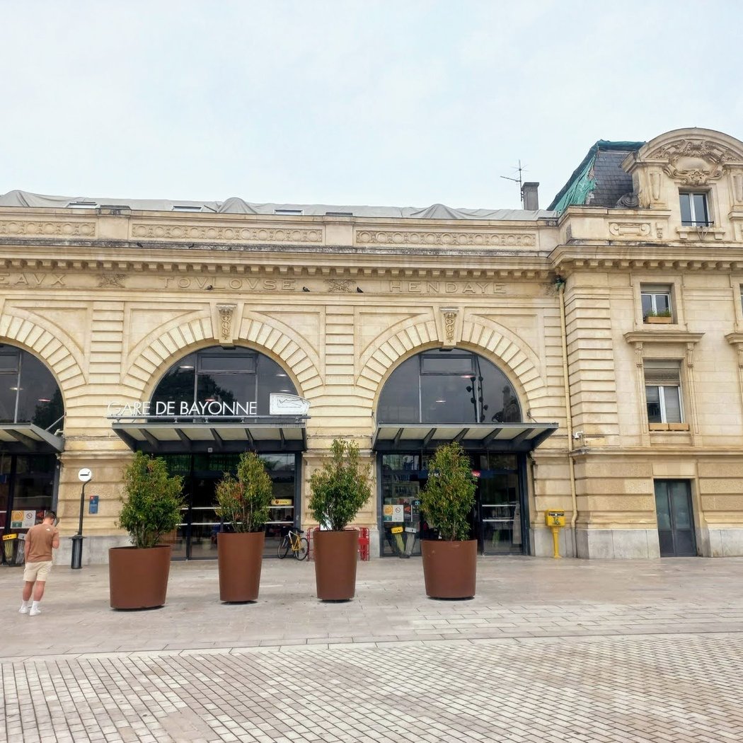 Bayonne 3