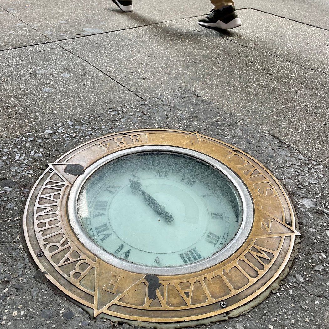Sidewalk clock on Jamaica Avenue 1