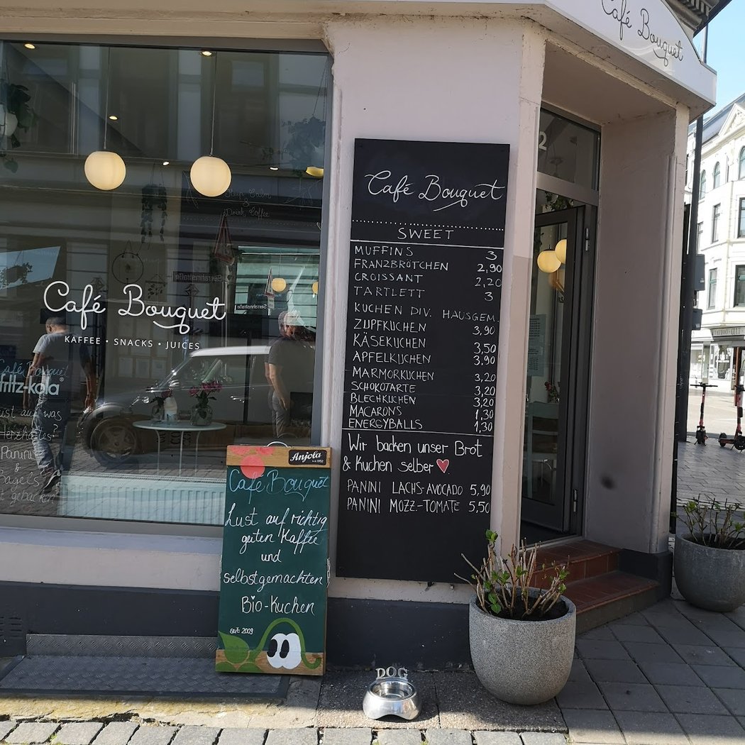 Cafe Bouquet 2