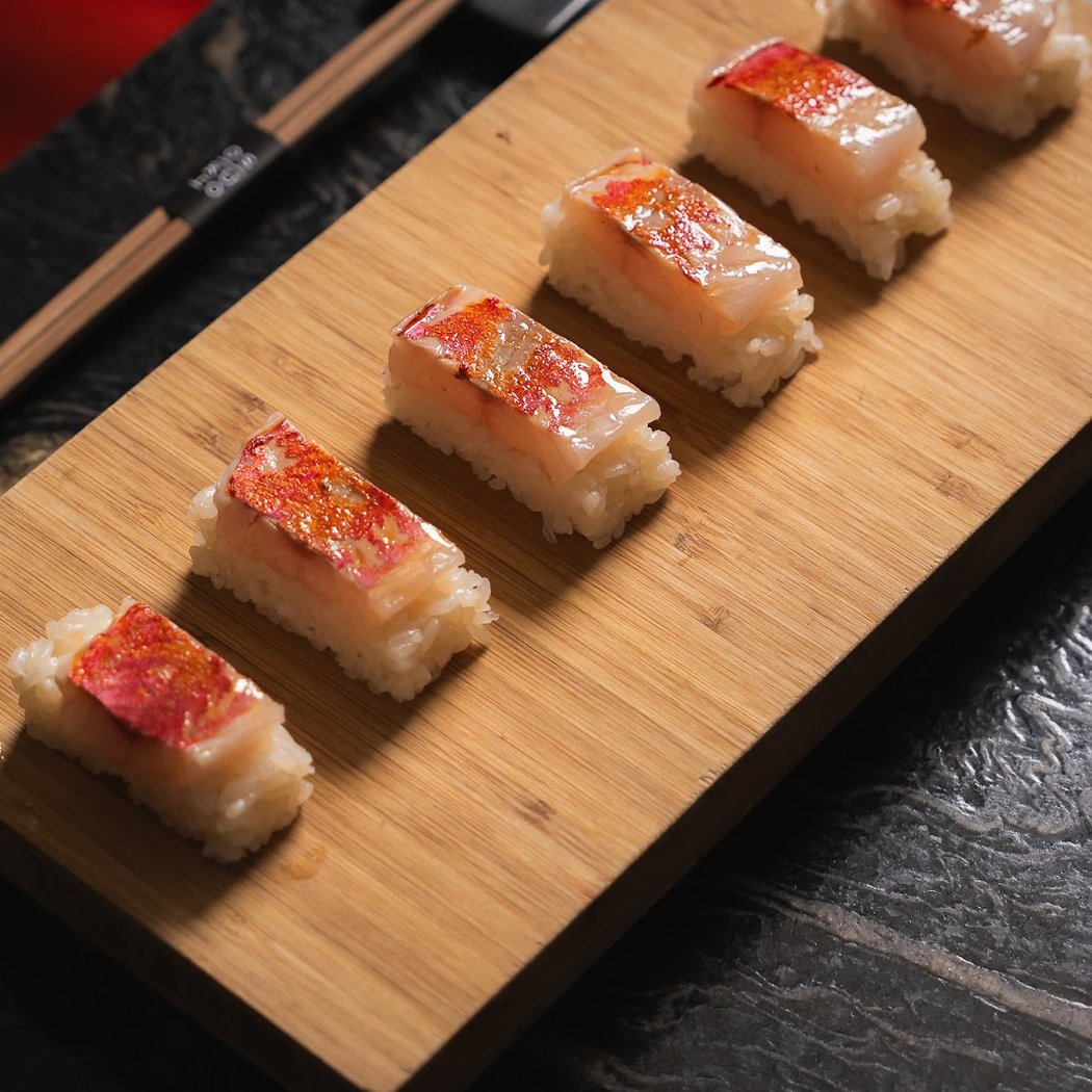 Os-Kuro Sushi Bar & Robata