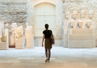 Cluny tranquille en salle Notre-Dame 1