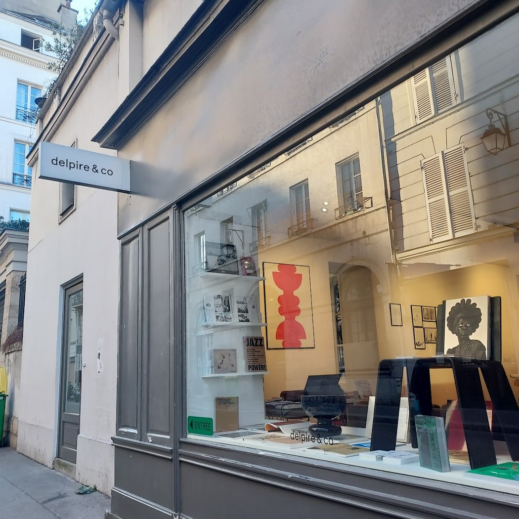 Rentrée : flânerie, archives et or en mouvement 2