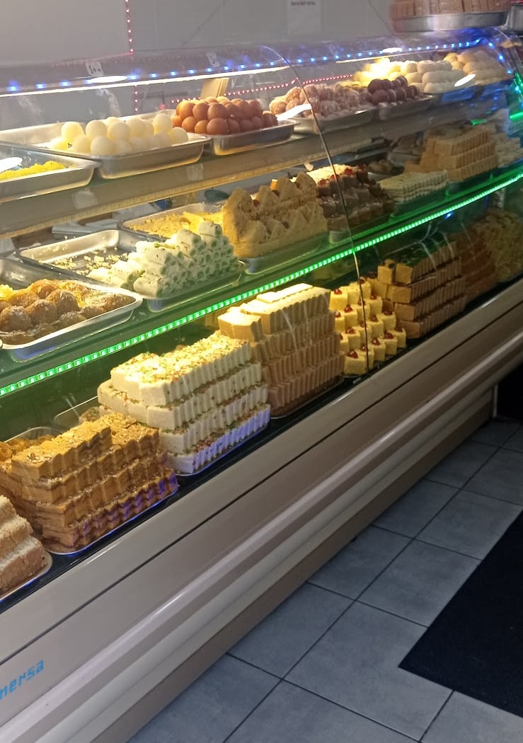 Labbaik Sweets & Bakers 2