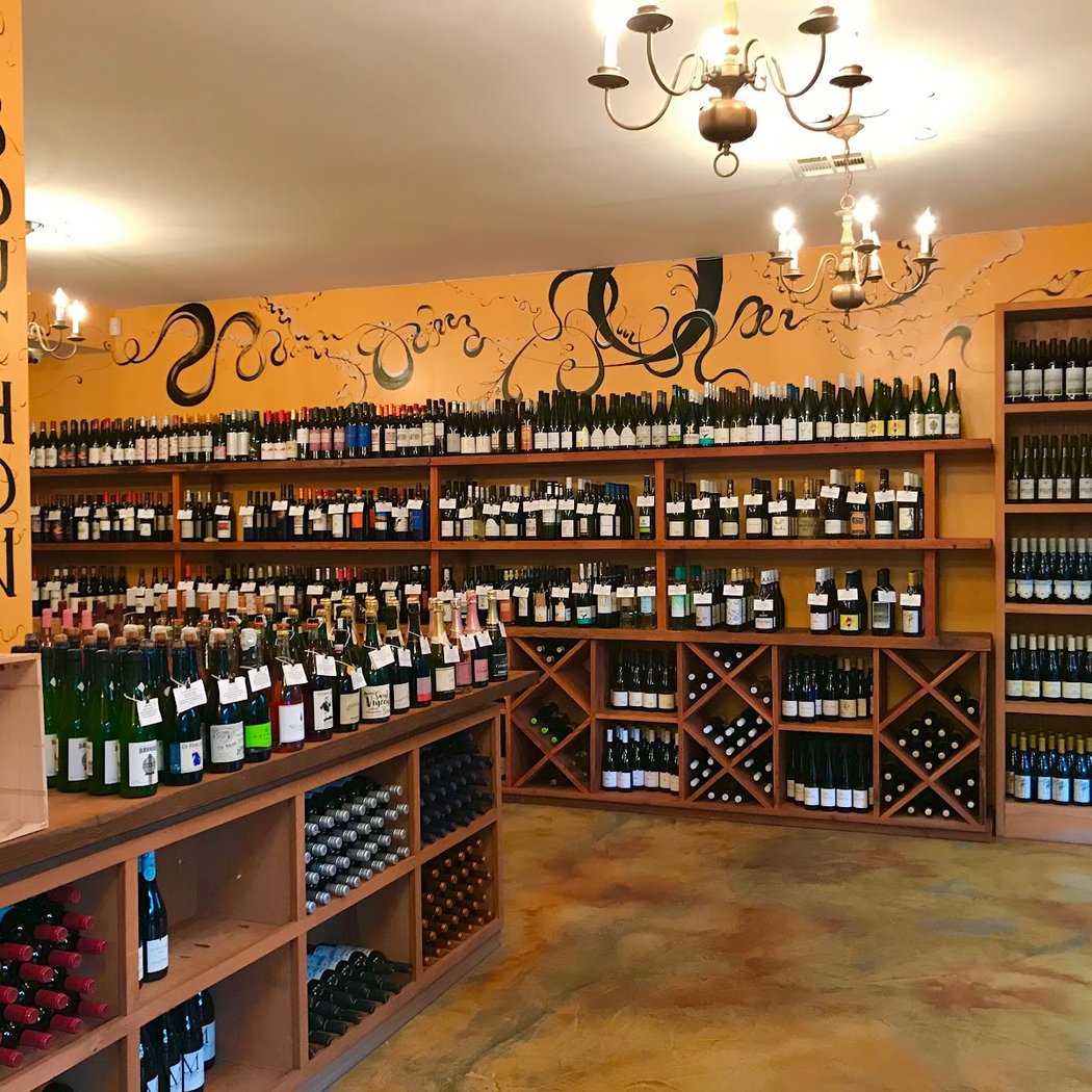 Bouchon Wine Shop 3