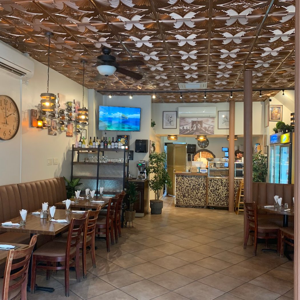 Tutt Heights Cafe 2