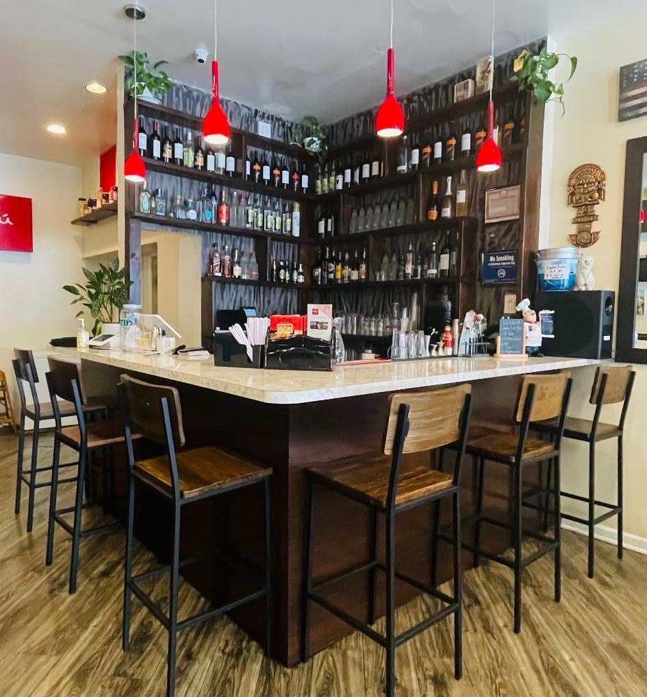 BRAVAZO BISTRO BAR 2