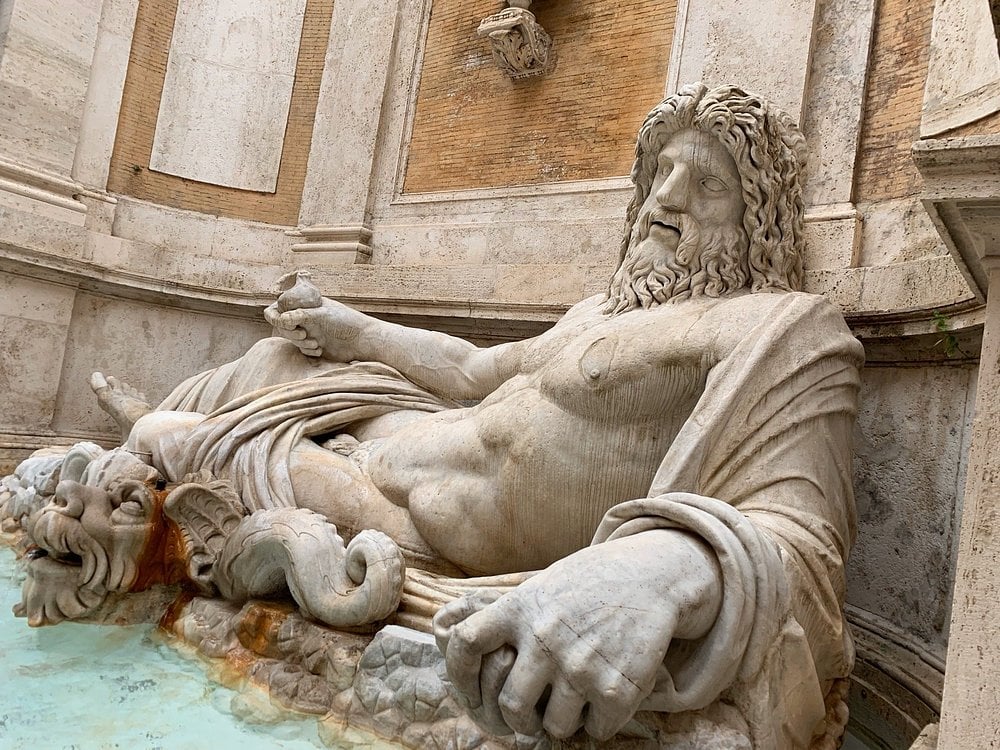 Statua di Marforio 2