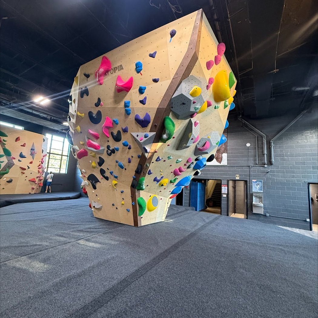 Niagara Climbing Center 1