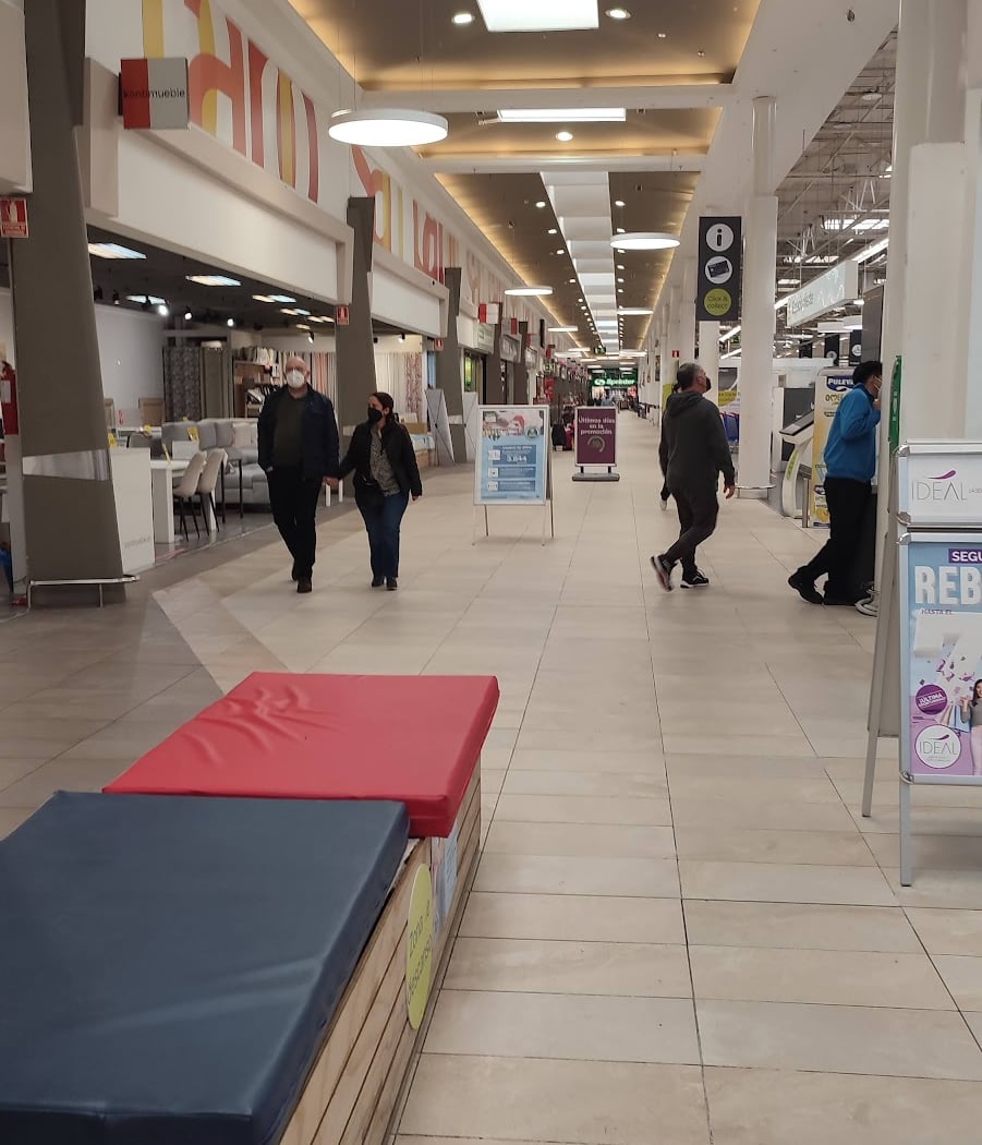 Carrefour San Pablo Shopping Center 3