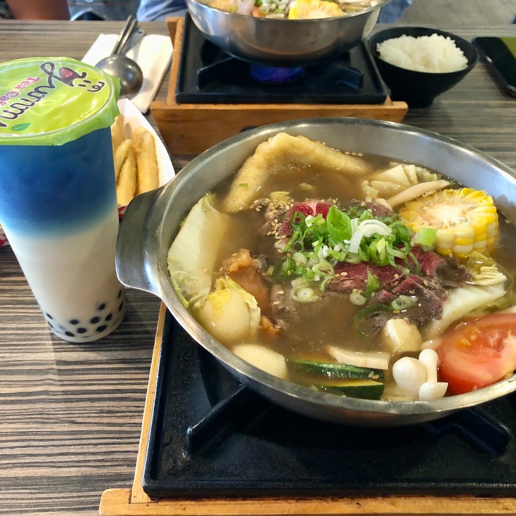 Yummi Hotpot & Tea 1