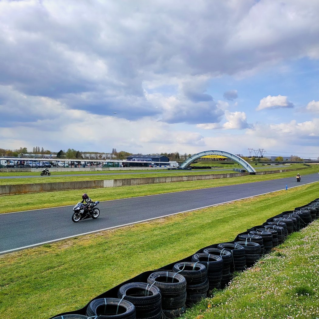 Stage de pilotage sur le Circuit Carole 3