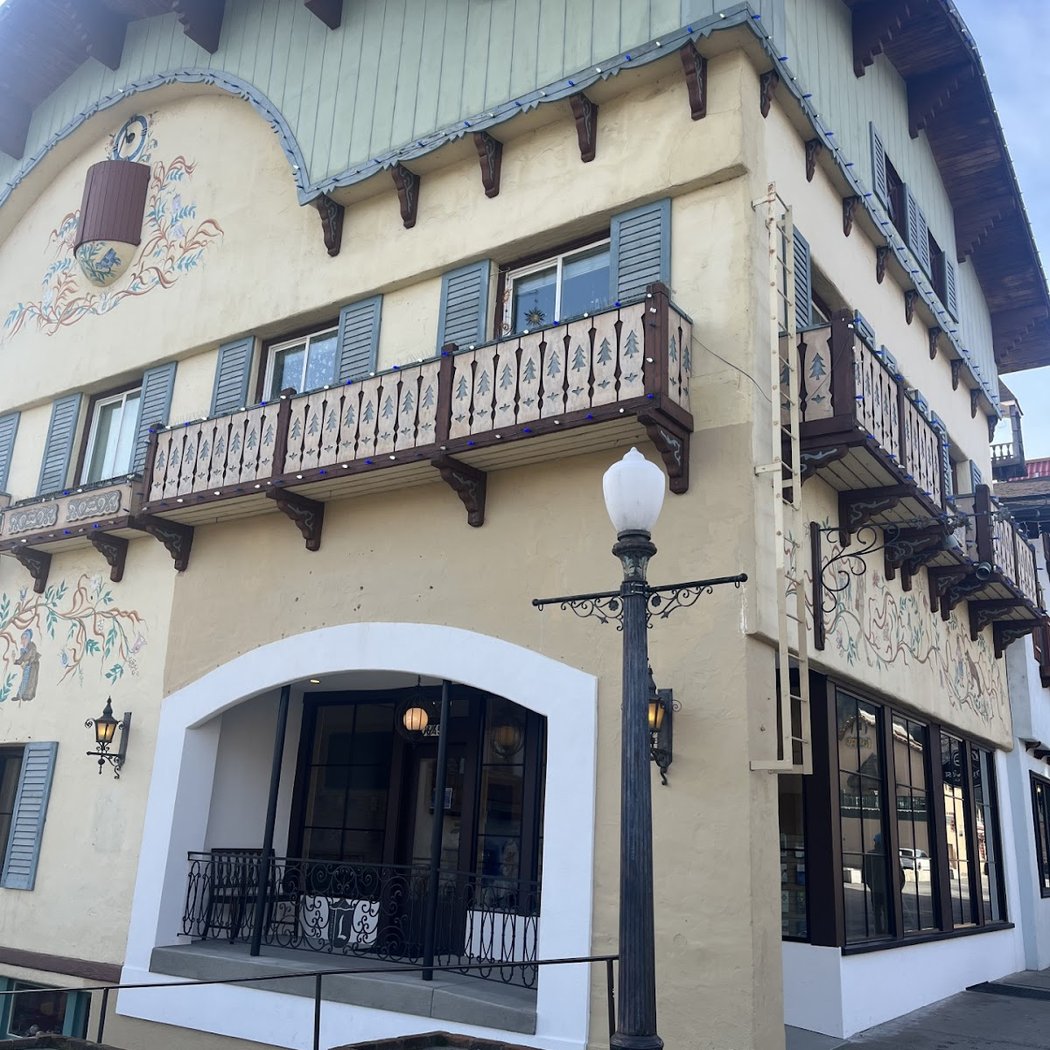 Willkommen Center and Leavenworth Chamber of Commerce 2
