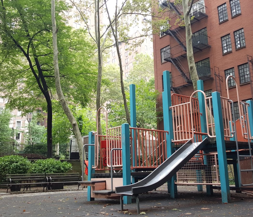 Tudor Grove Playground 2