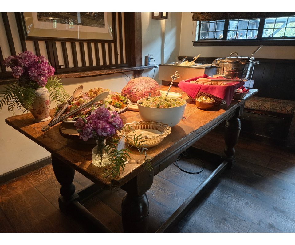 Sunday Carvery at The Pelican Inn
