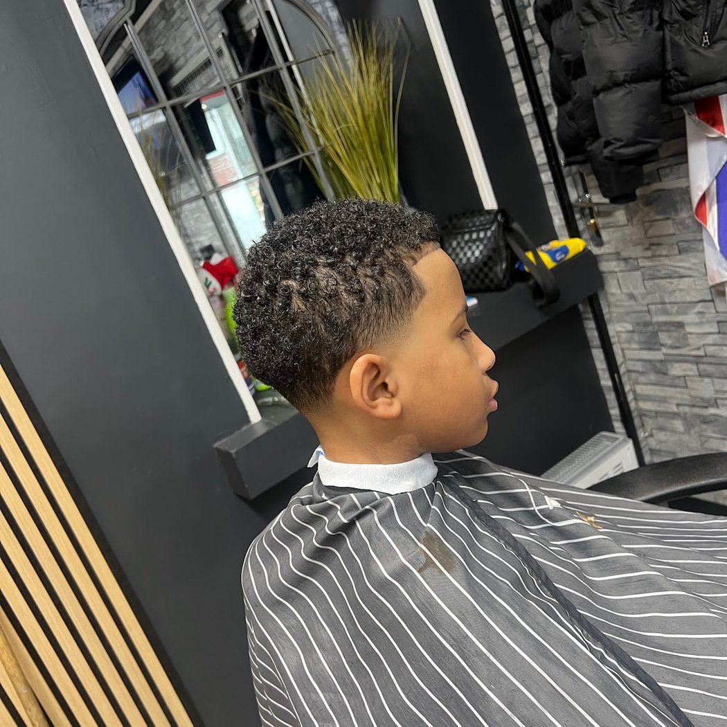 Barber Cut 2