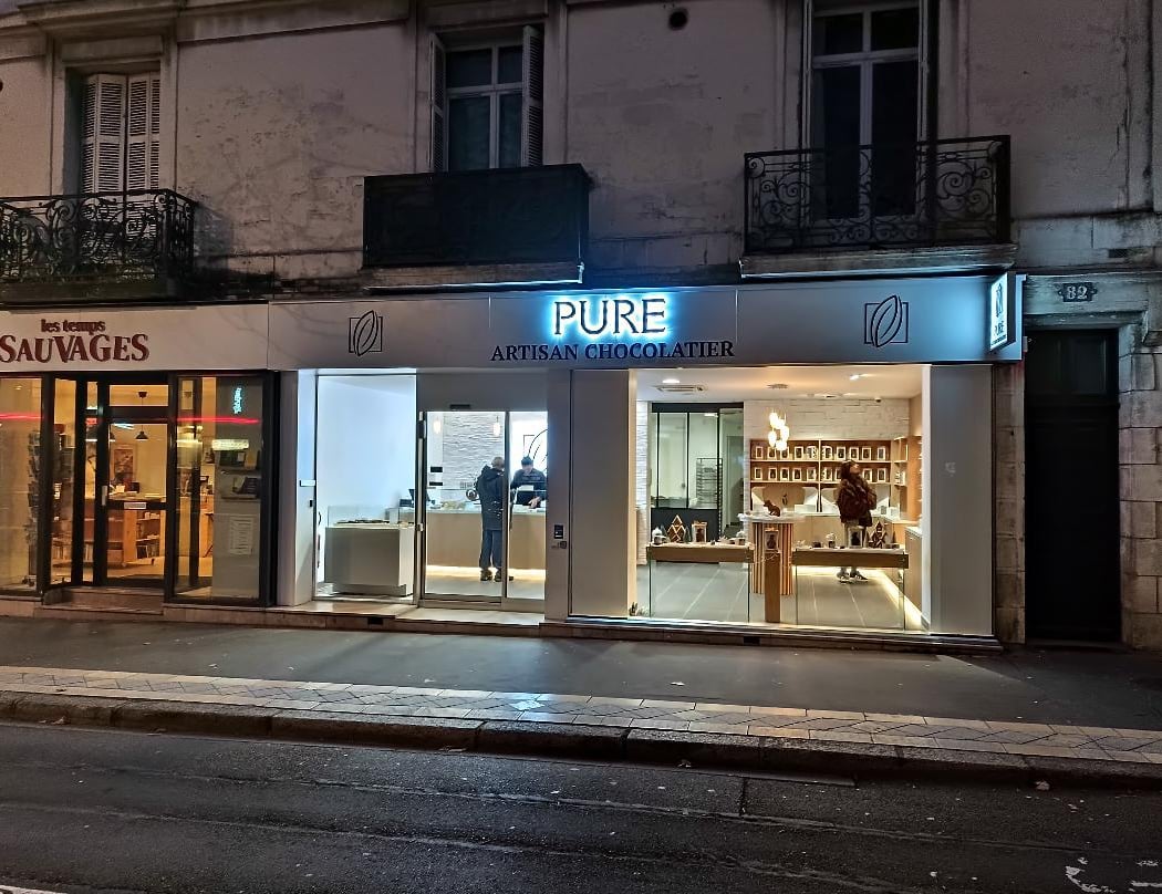 Pure Artisan chocolatier 3