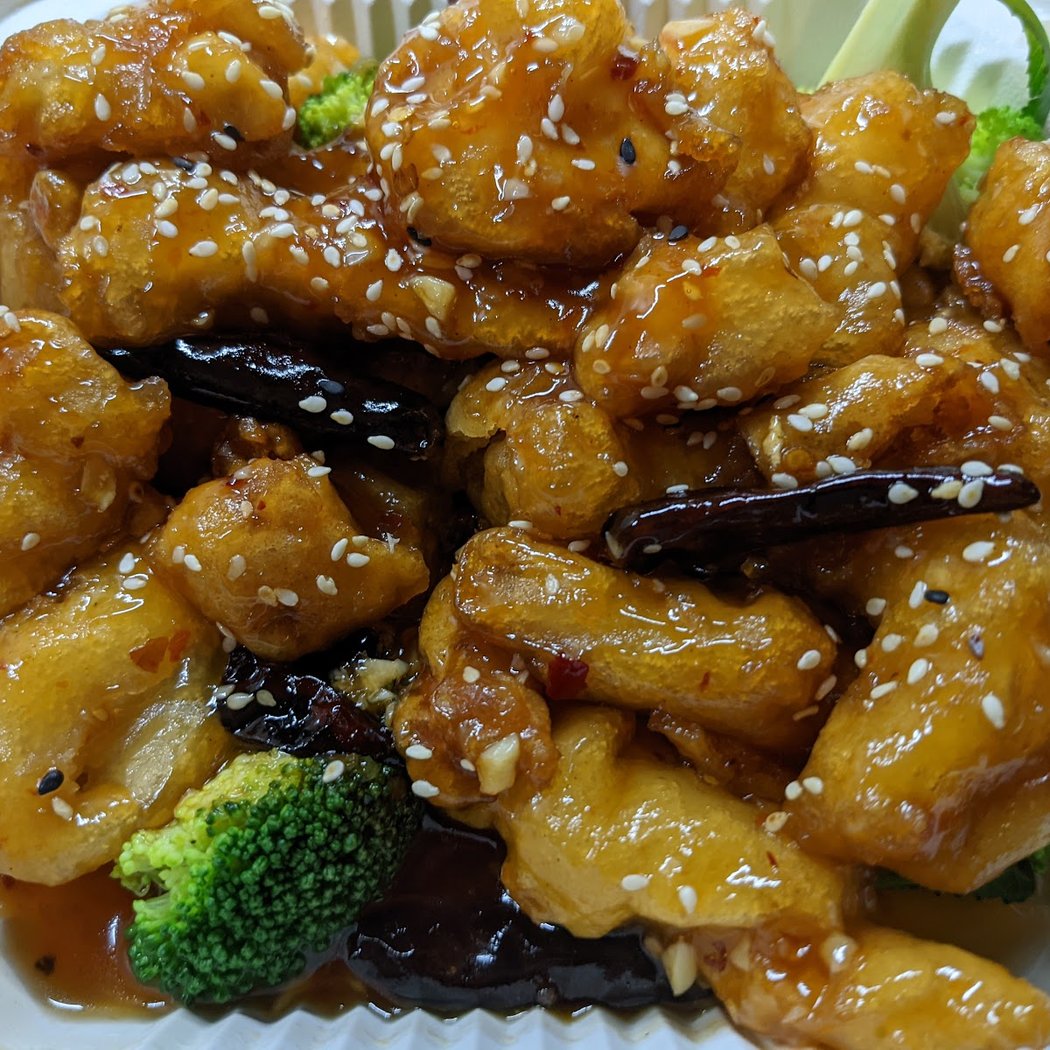 Ming's Palace Restaurant 1