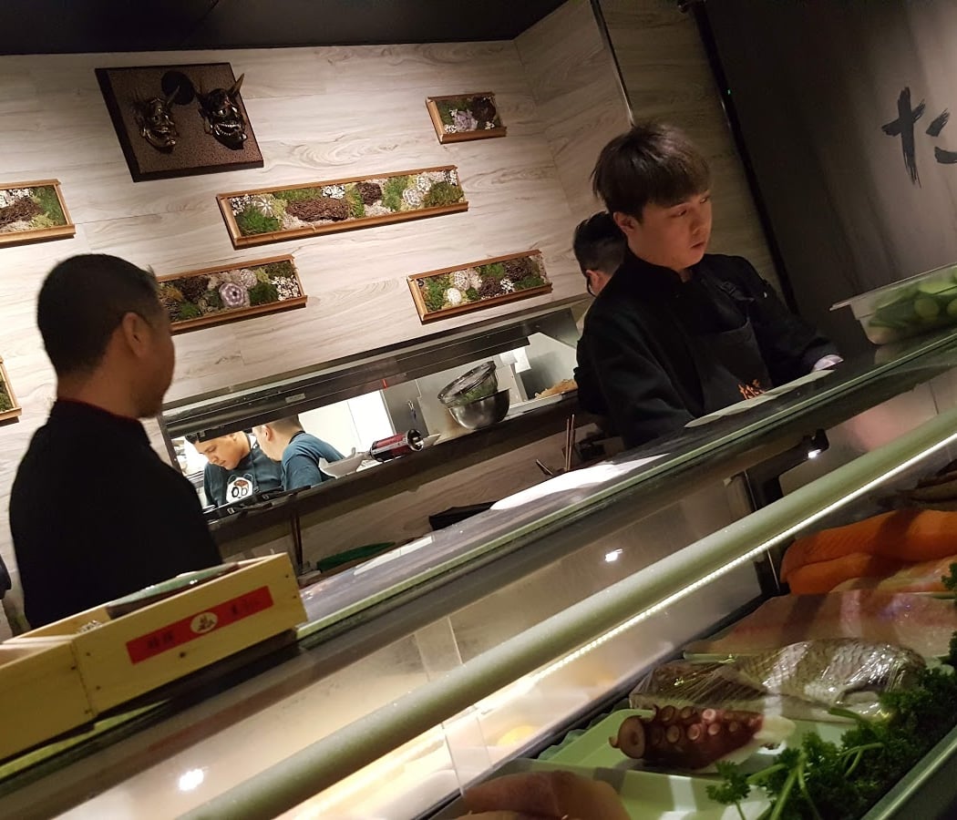 Tataki Sushi and Sake Bar 3