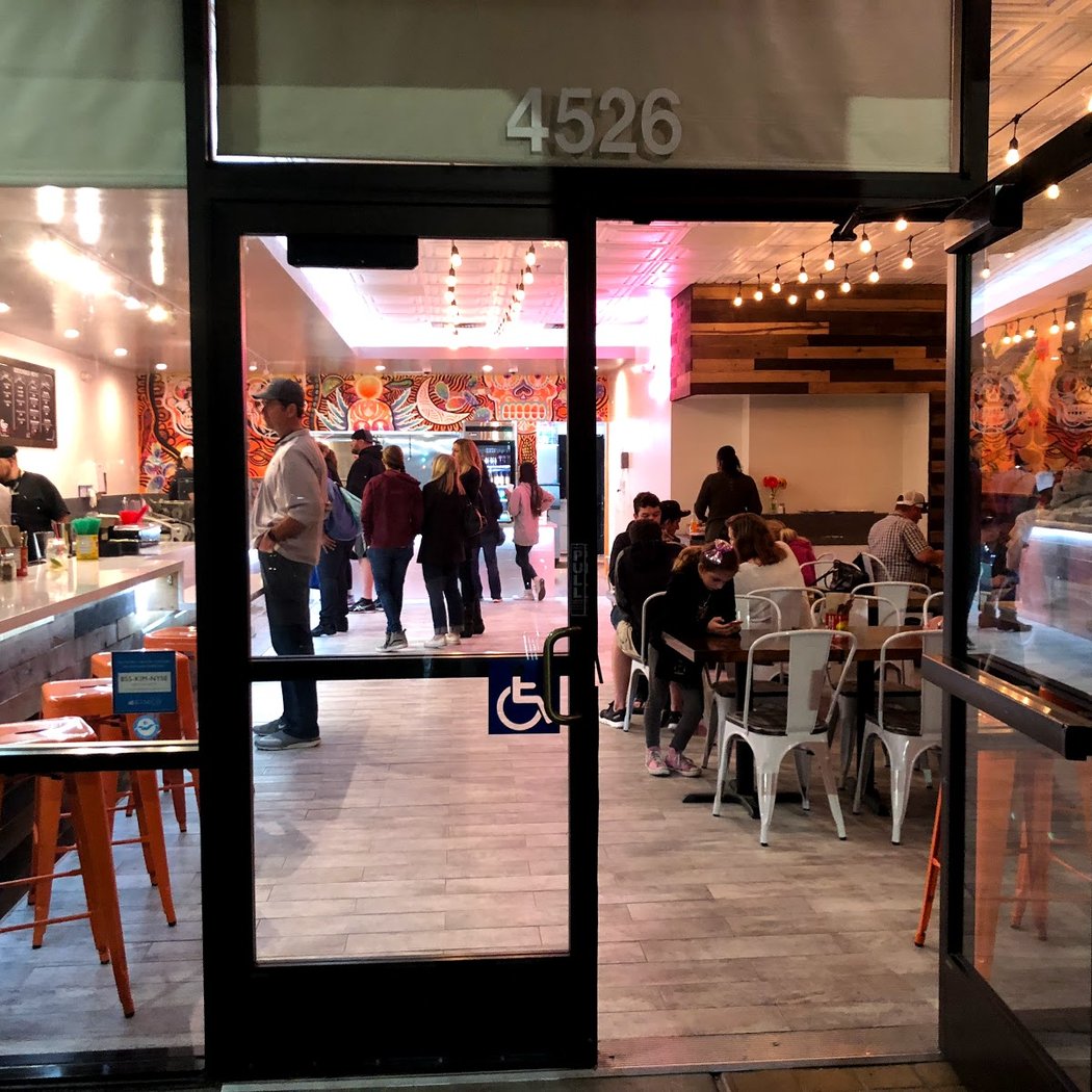 Cinco TacoBar 2