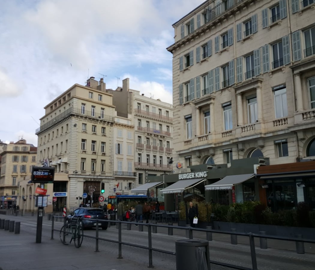 Rue Sainte 2