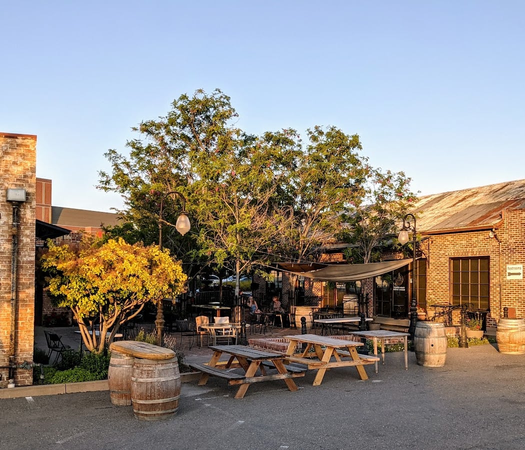 Blacksmith Square 3