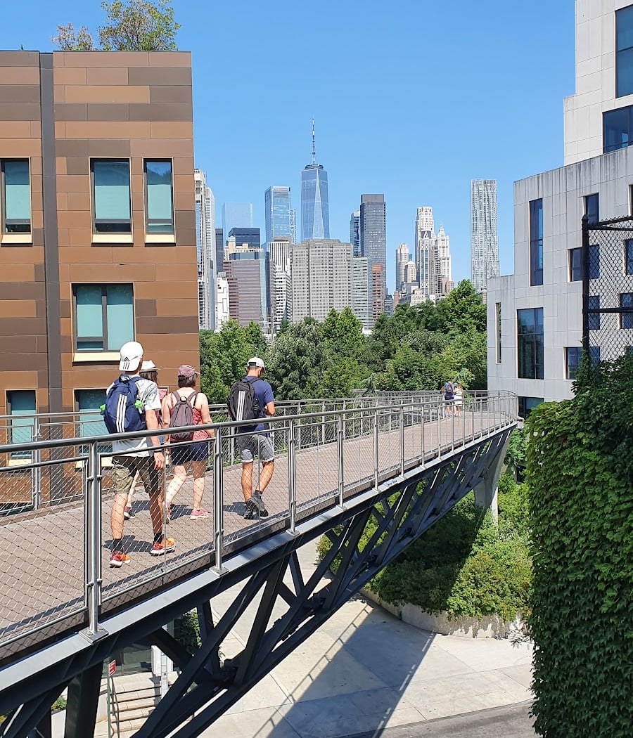 Entranceway to the Brooklyn Heights Promenade 3
