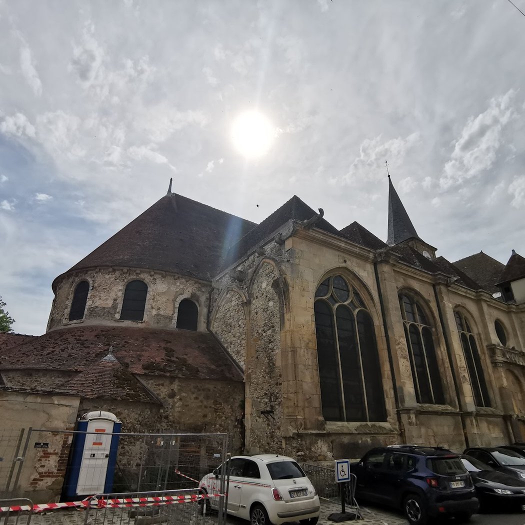 Église Sainte-Croix 3