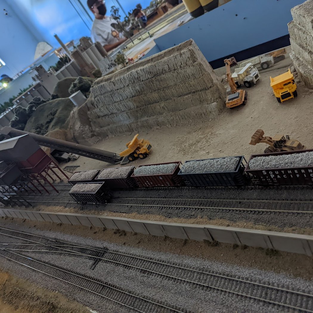 Train Show 3
