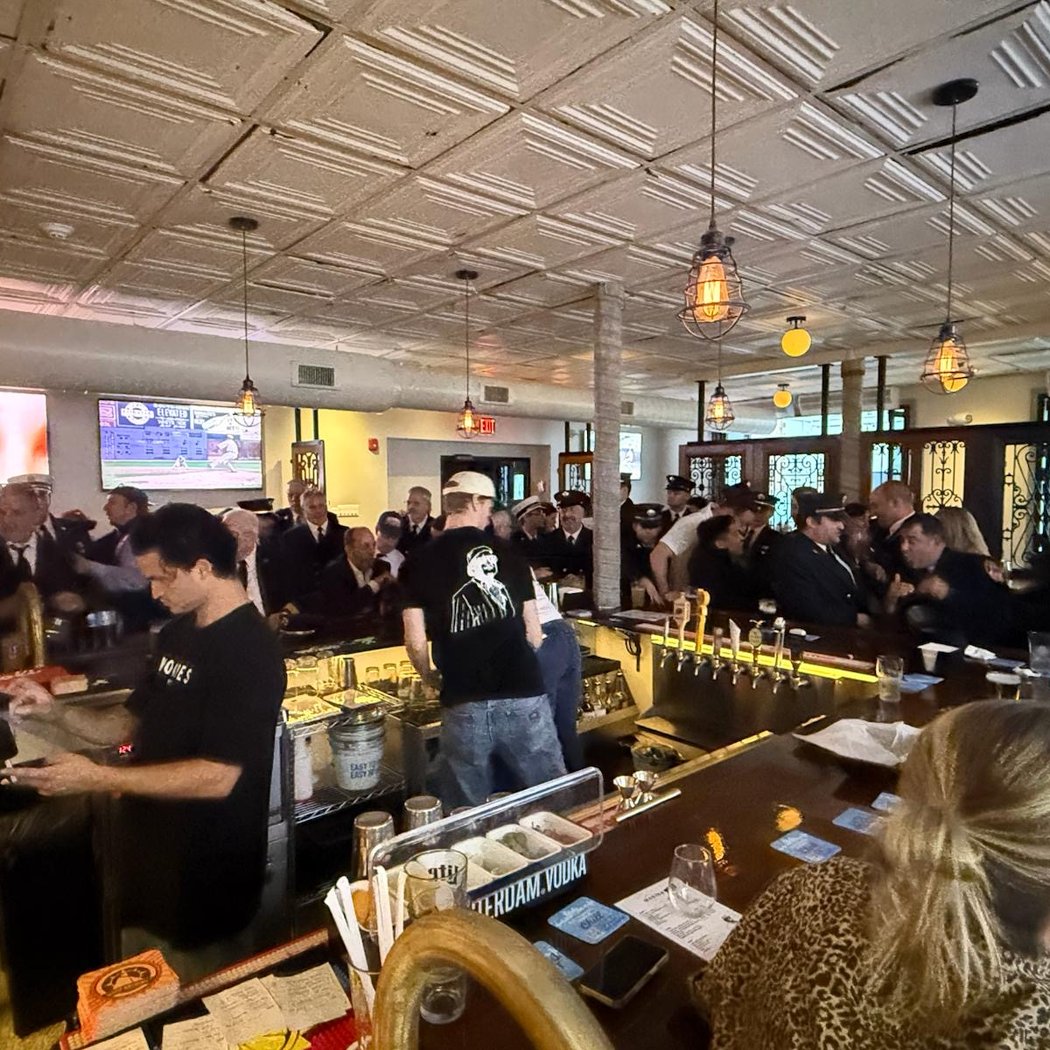 Wogies Bar & Grill, Katonah 2