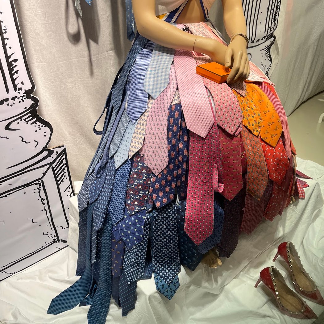 SECONDELLA - Designer-Second-Hand, Mode & Accessoires 1