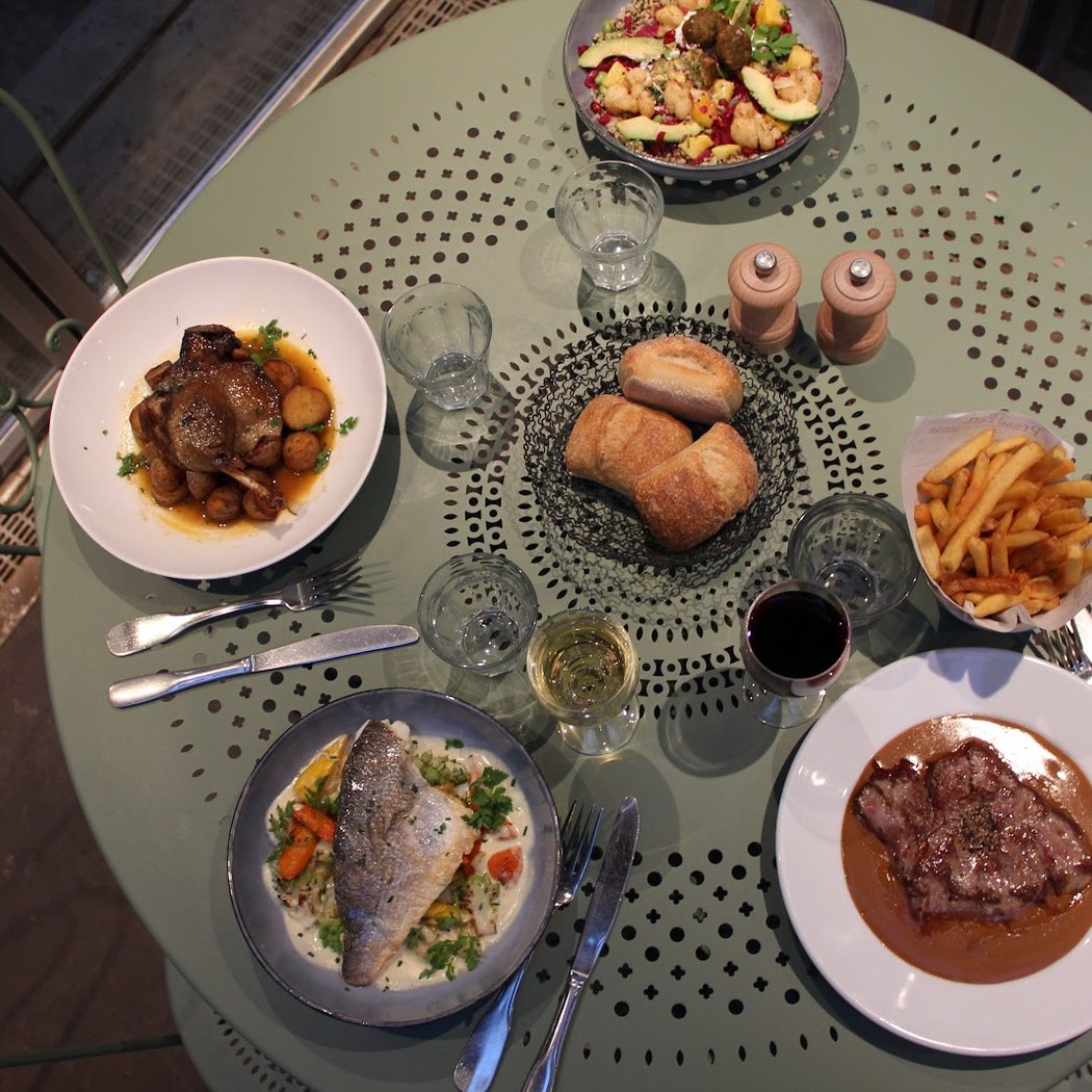 Café des Marronniers 3