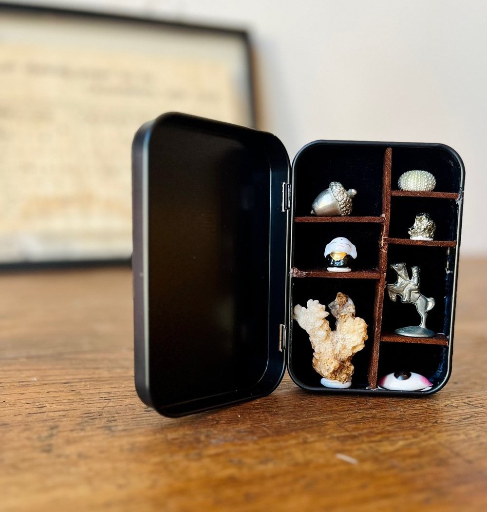 Tiny Tin Dioramas 2