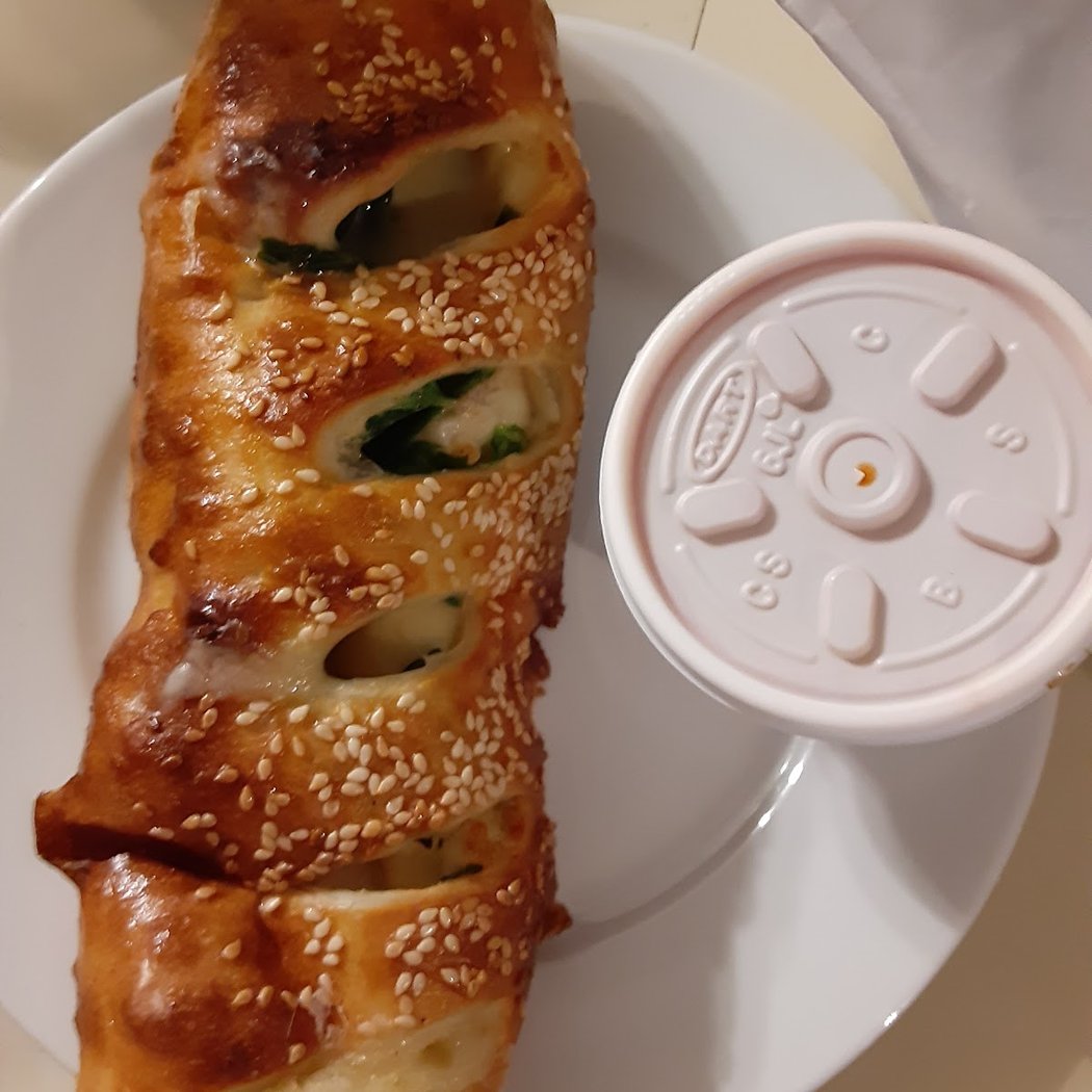 Vinnie's Pizzeria 3