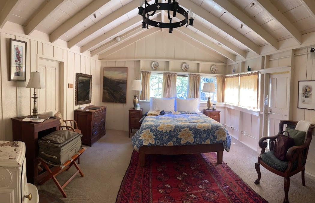 Deetjen's Big Sur Inn 3